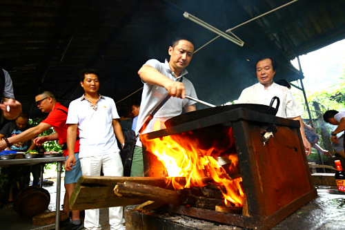 去九龍生態(tài)園深圳農家樂野炊柴火飯技巧攻略分享